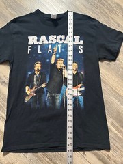 Rascal Flatts Rhythm & Roots Concert 2016 T-Shirt Country Music Men’s Medium