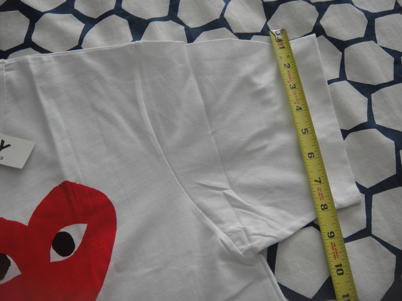Comme Des Garcons Play Men's T Shirt Three Heart Logo Designer Size Large, NWT gallery