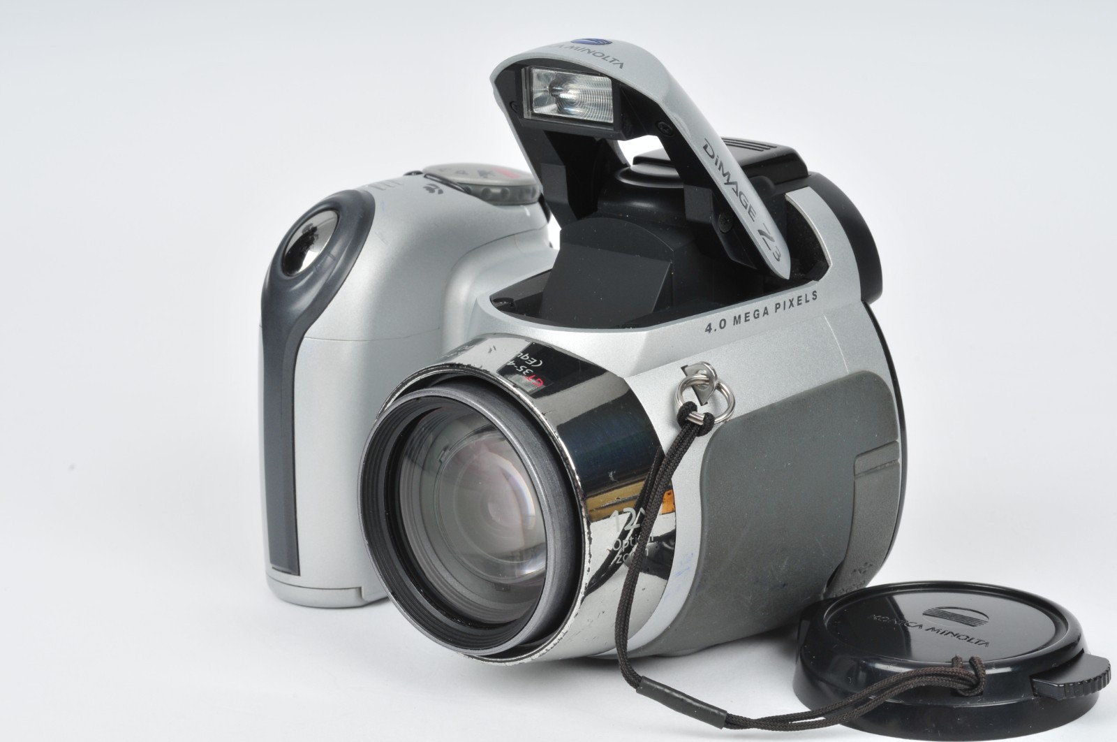 Minolta Dimage Z3 4MP Digital Bridge Camera with SD Card – Tested