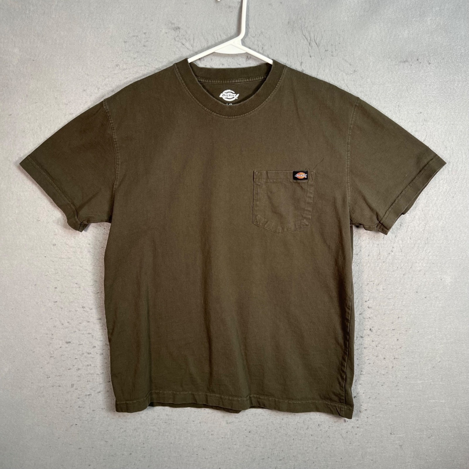 Dickies Olive Green Crewneck Pocket T-Shirt Mens Size Large gallery