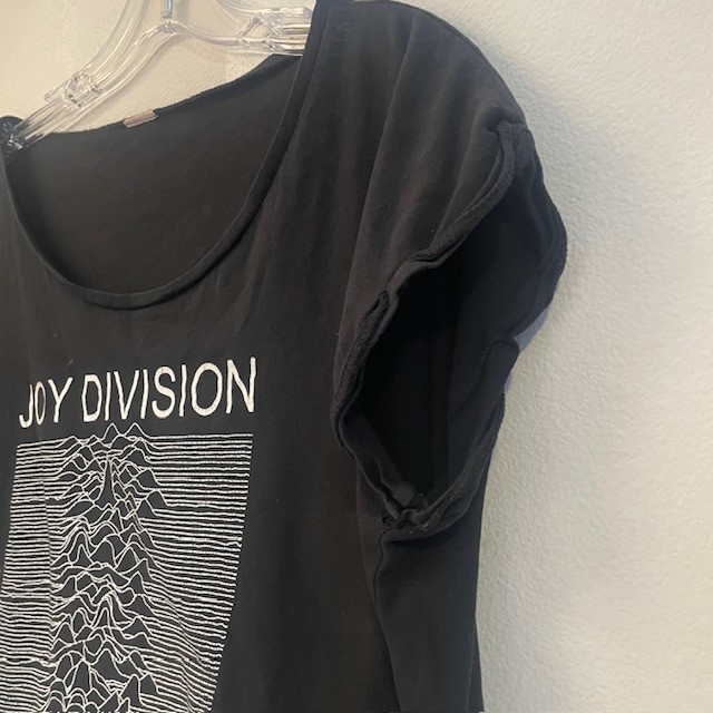 Joy Division 80s/90s Vintage Unknown Pleasures Thrashed Rare T-Shirt gallery