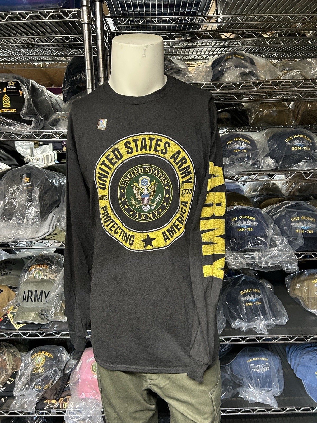 US Army Long Sleeve Black T-Shirt Protecting America Veteran Sleeve Print gallery