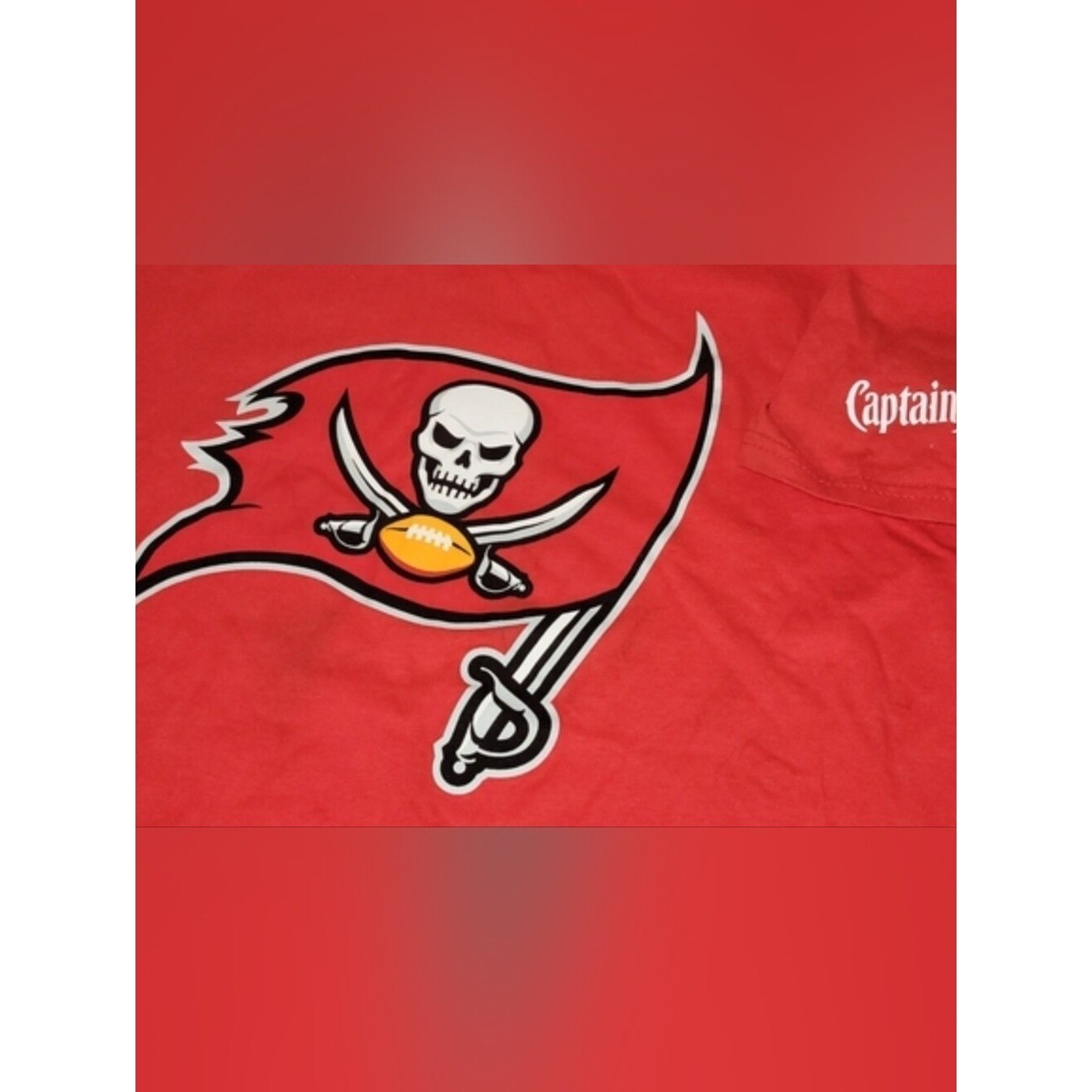 Tampa Bay Buccaneers Bundle: LARGE Red Tee + Gray Baseball Cap gallery