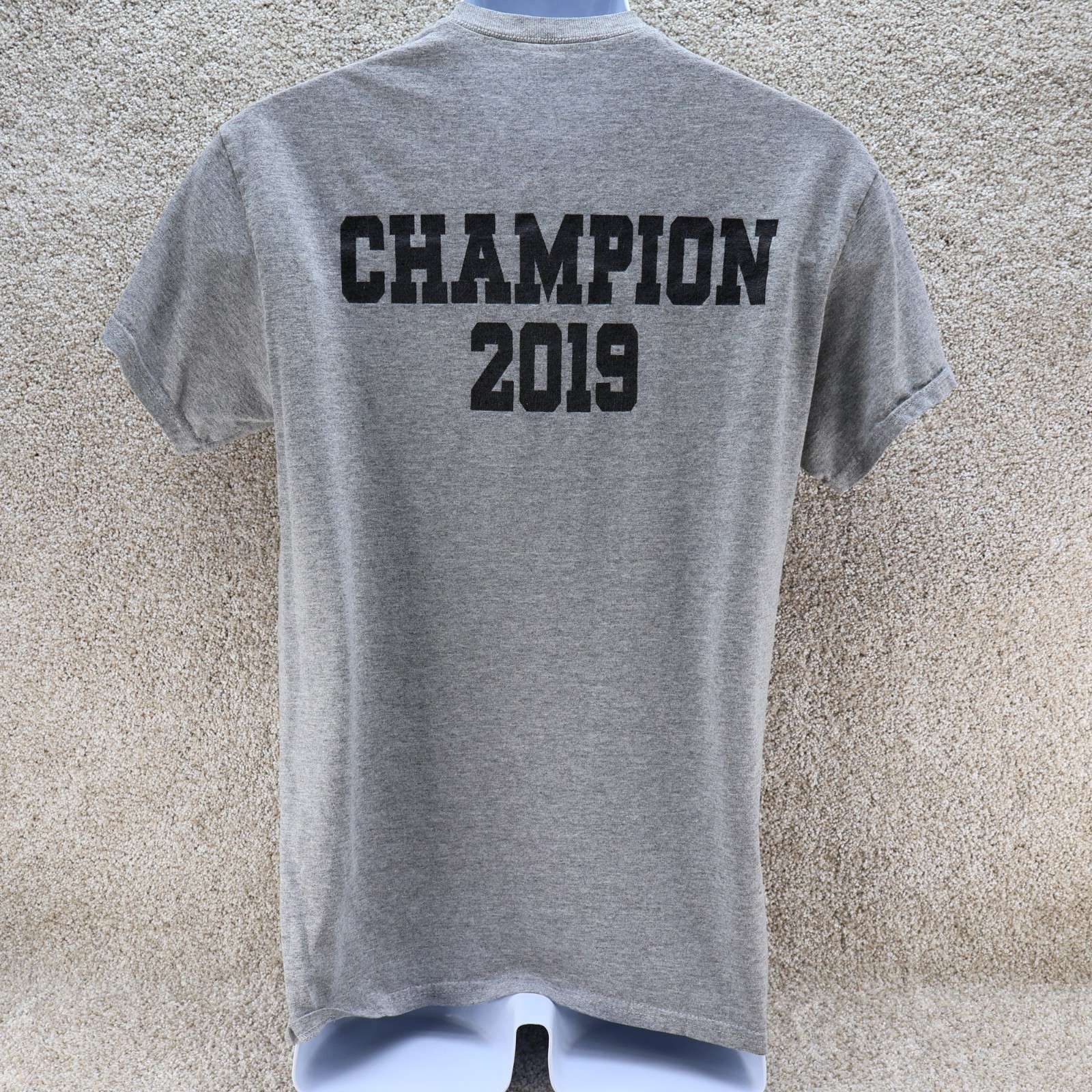 Gildan DryBlend T-Shirt Gray Short Sleeve Size Medium (see photo for flaw) gallery