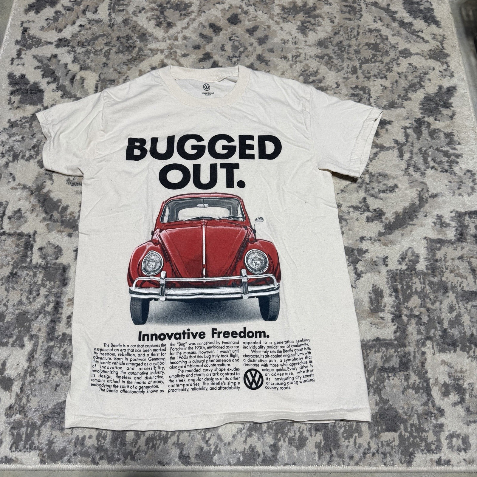 VW Volkswagen Red Bug Beetle Bugged Out T-Shirt Authentic Size Small
