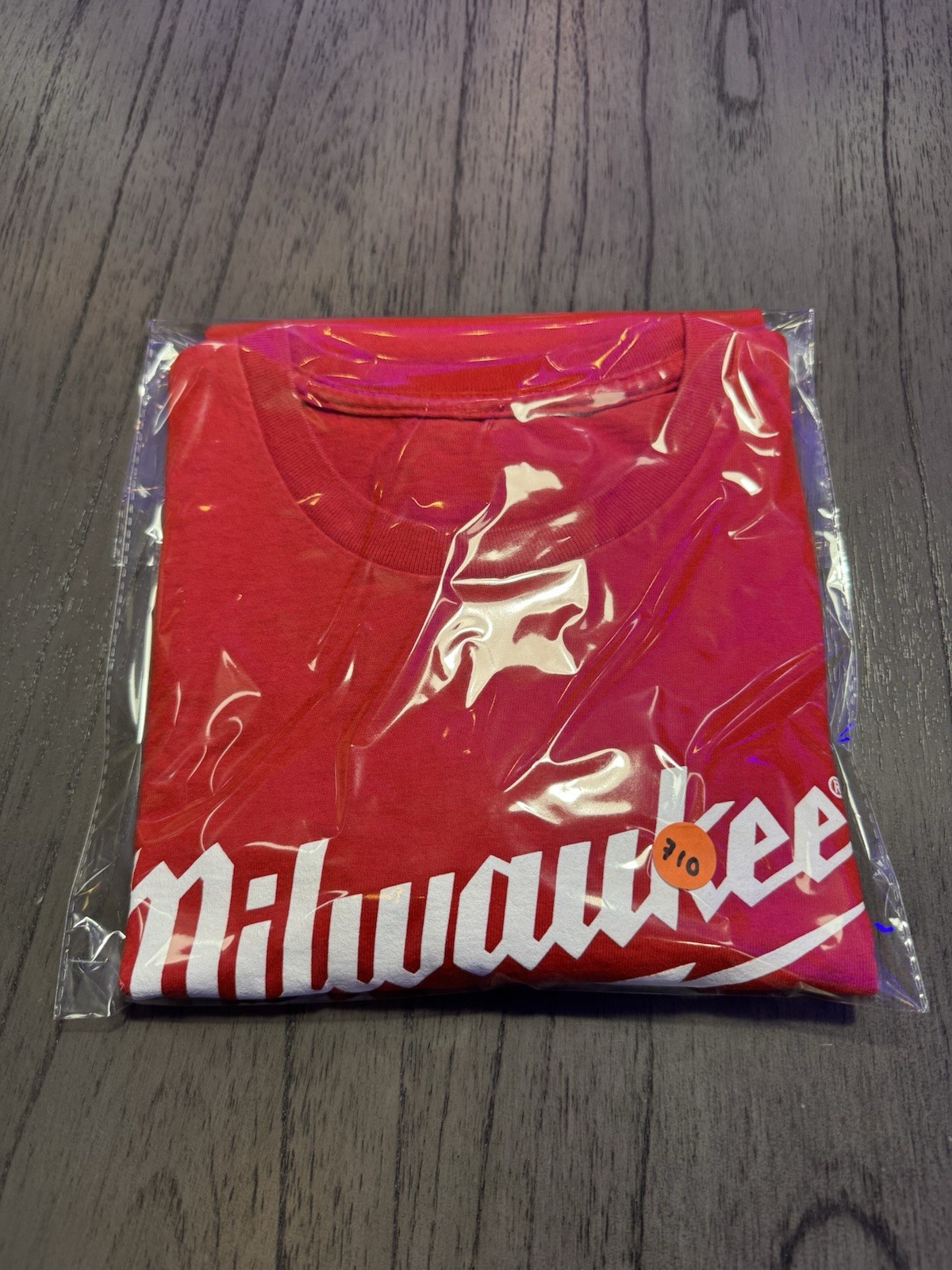 Milwaukee Red Tshirt Xlarge Short Sleeve Logo 100% Cotton Gildan See Measurement gallery