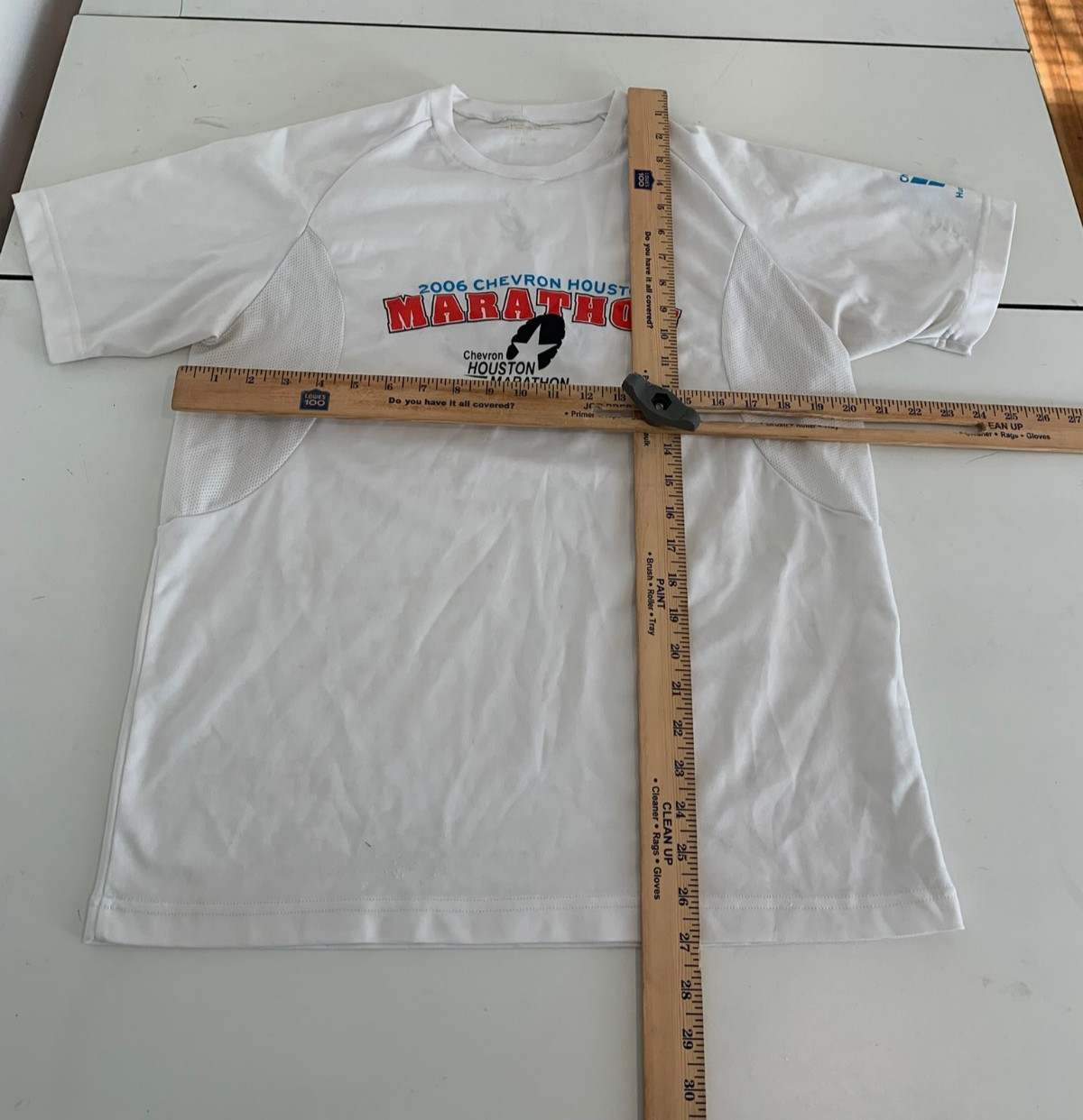 Houston Marathon Shirt Large White 2006 Chevron 26.2 Mile Running Walking Race gallery