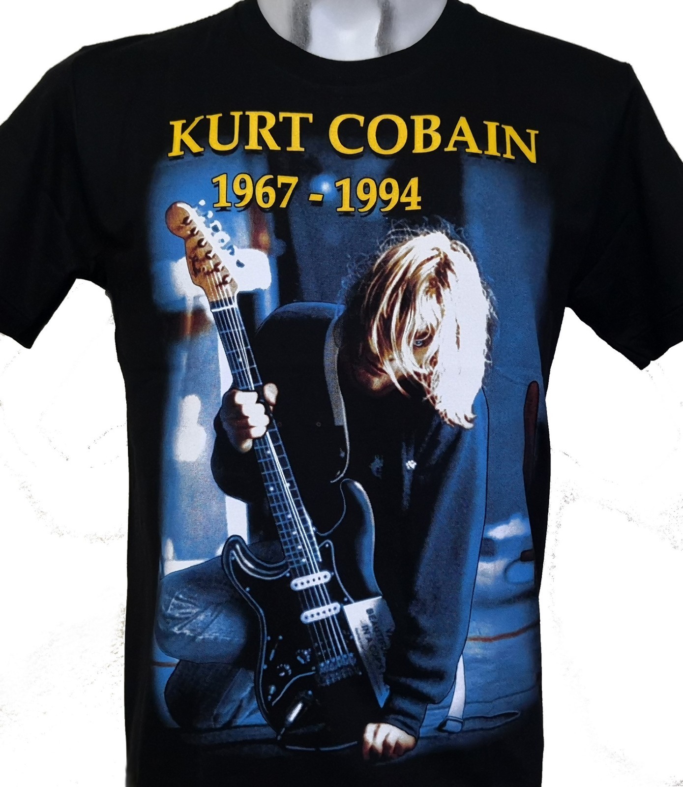 Vintage Kurt Cobain Memorial The Maxx Rock Band Shirt Size Large gallery