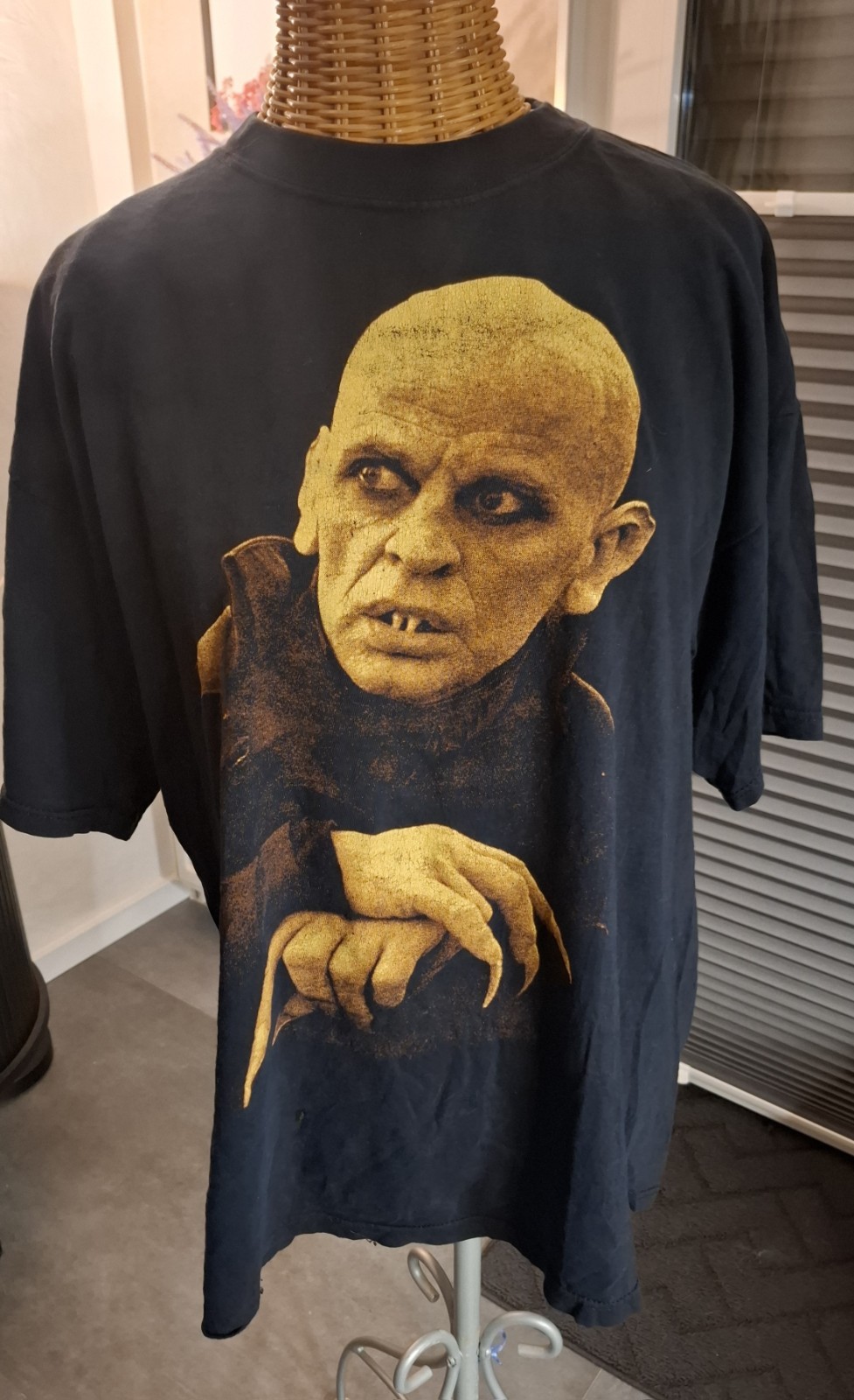Vintage Klaus Kinski Nosferatu Dracula Horror Movie Shirt 90s XL gallery