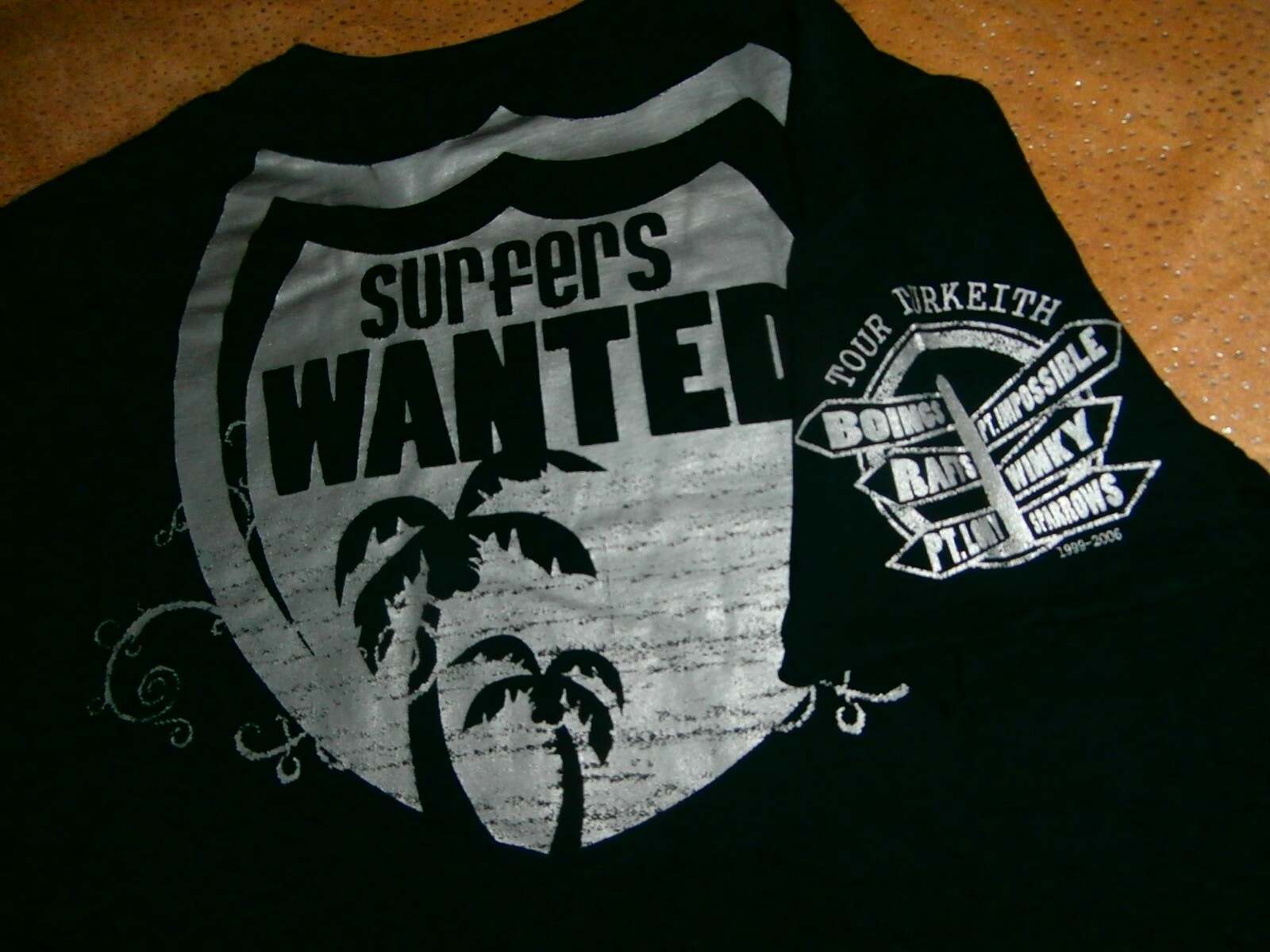 SURF CLUB 1999 - 2006 T-Shirt DEFT MADE IN MELBOURNE AUSTRALIA SURFERS WANTED gallery