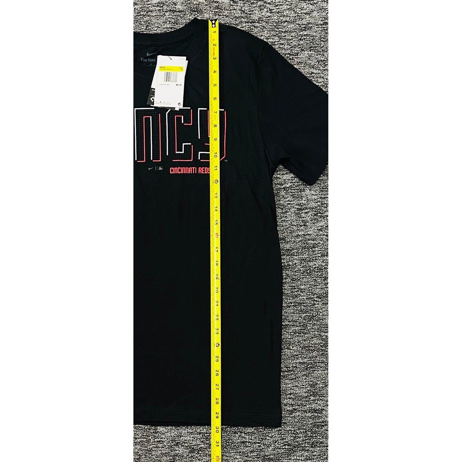 Nike Cincinnati Reds MLB India 6 Mens Small Black City Connect Cincy Shirt NWT gallery