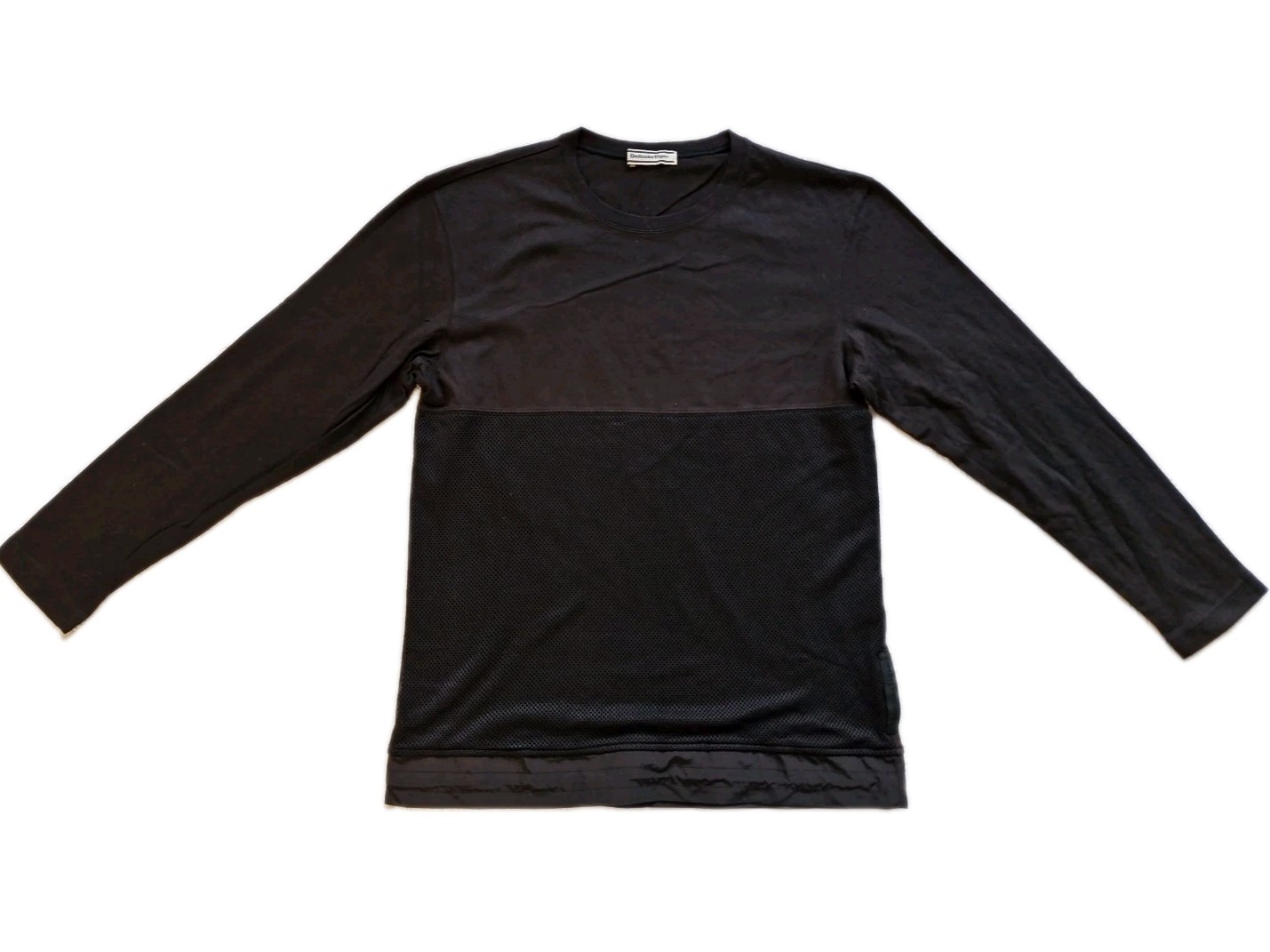 Onitsuka Tiger Mens Black Long Sleeve Tee T-Shirt With Mesh Overlay. Size Medium gallery