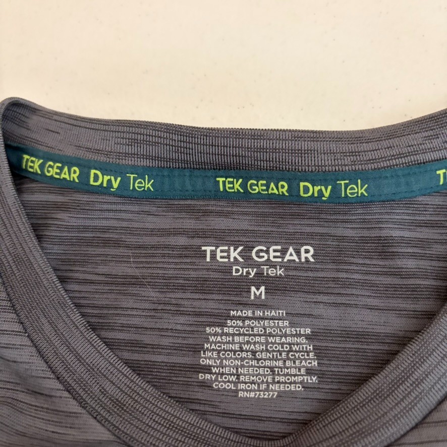 Tek Gear T-Shirt Men's Medium Gray Short Sleeve Crew Neck Dry Tek Athletic gallery