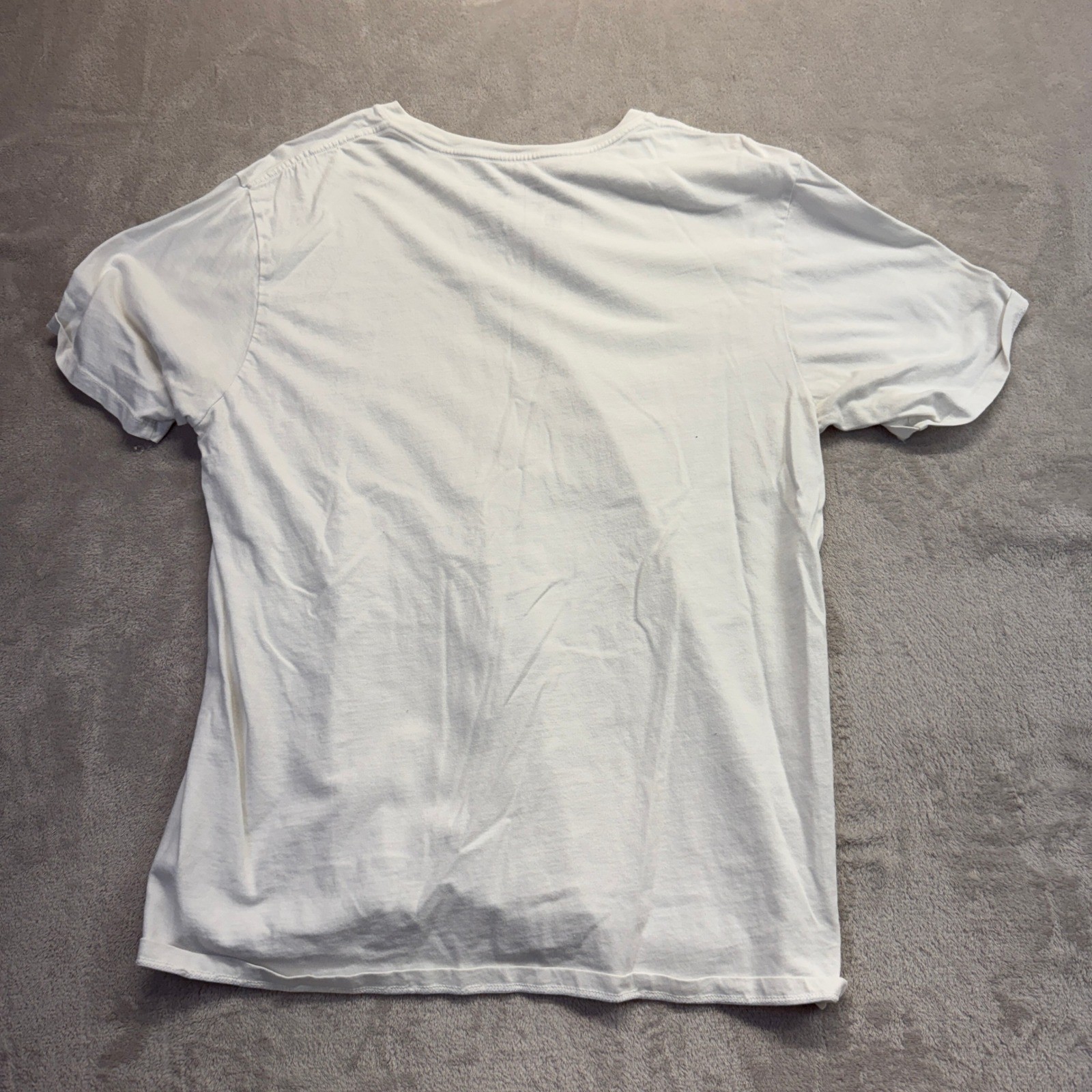Patagonia Men's Shirt Medium Fitz Roy Bear Graphic T-Shirt White Organic Cotton gallery