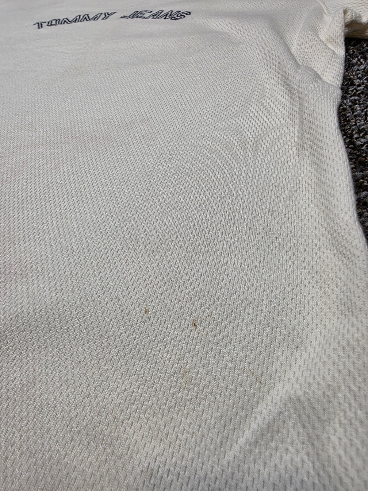 Vintage Tommy Jeans Thermal Shirt Mens M Cream Spellout Logo V-Neck 90s Y2K gallery