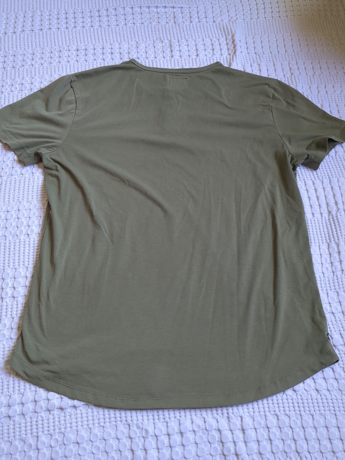 Cuts Clothing Short Sleeve Henley Curve Hem Green Size Medium gallery