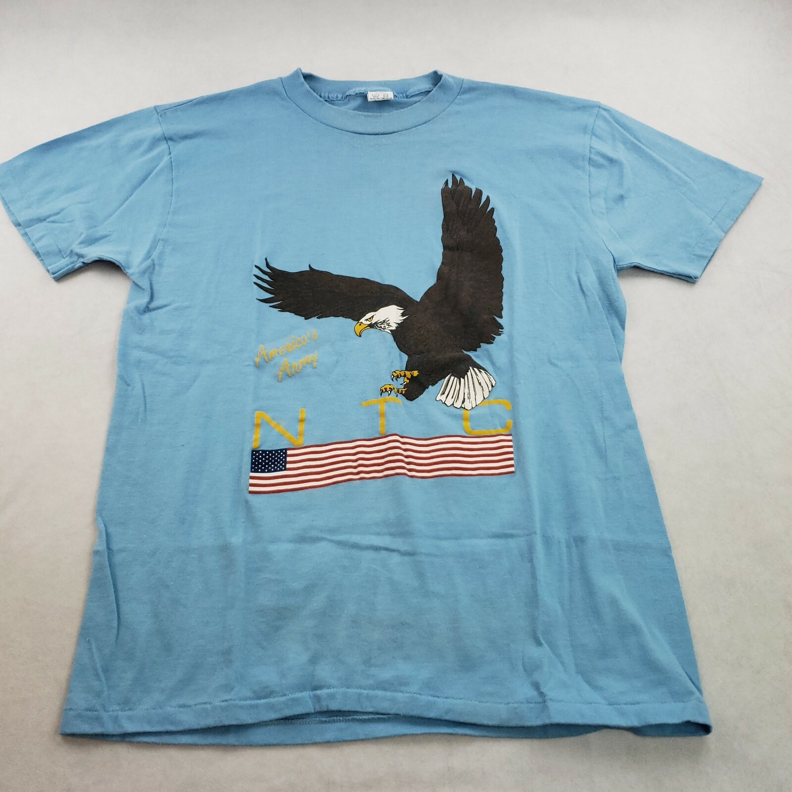Vintage T Shirt America's Army NTC Eagle Patriotic Flag National Training Men M gallery