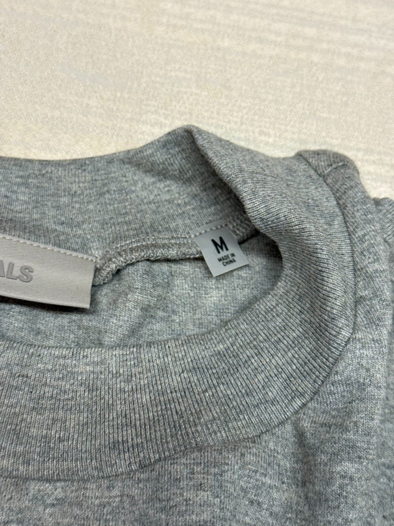 Fear of God Essentials Dark Oatmeal Gray T-Shirt SS22 100% Authentic gallery