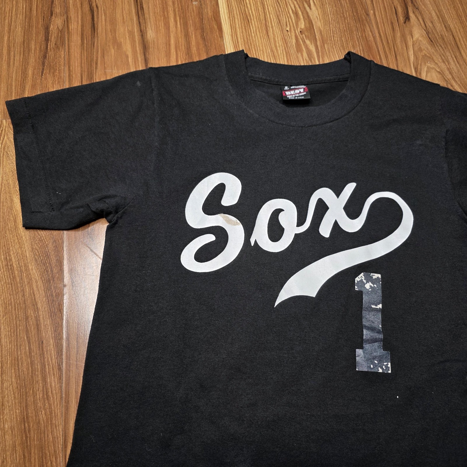 Vintage Sox Shirt Mens Small Black Fruit Of The Loom Number 1 Baseball 90s USA gallery