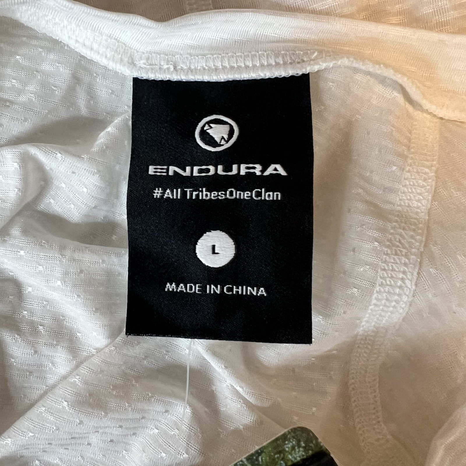 ENDURA White Short Sleeve Cycling Translite S/S Baselayer Shirt Mens Large NWT gallery