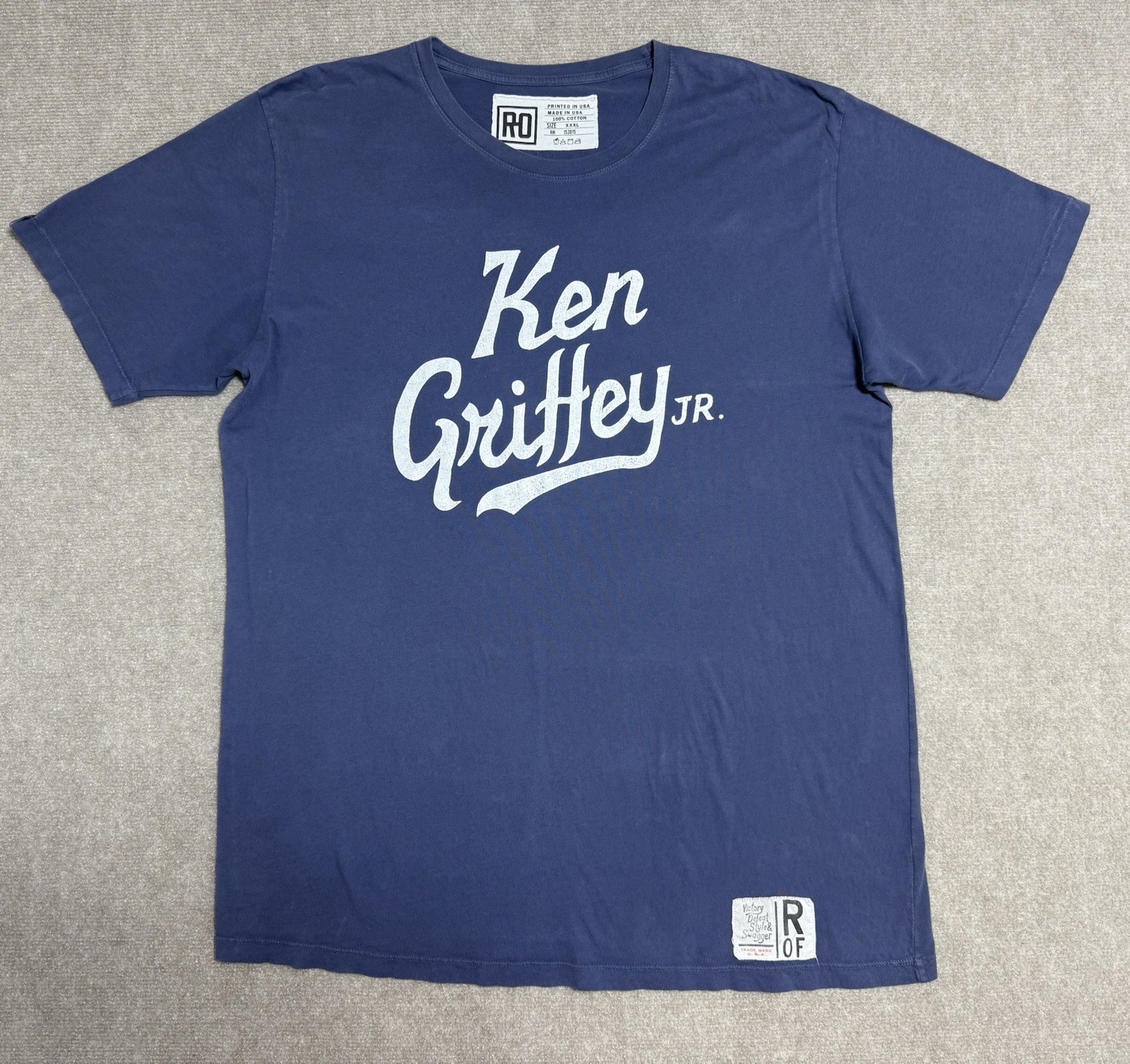 Vintage Ken Griffey Jr T-Shirt Baseball All Star Home Run Sox Mariners Reds gallery