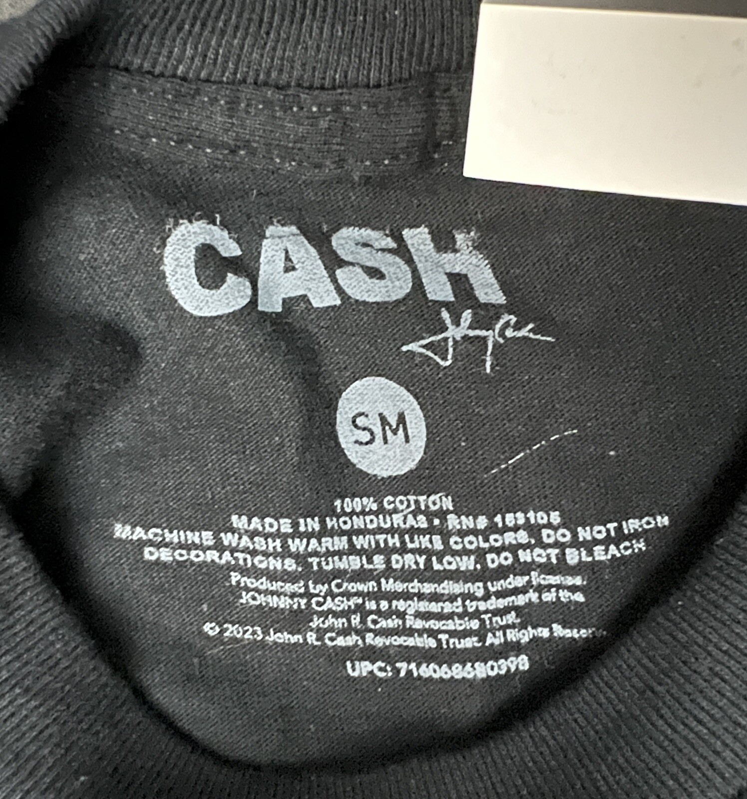 JOHNNY CASH MAN IN BLACK Men's Size S (34-36) Graphic T-Shirt Tee Short Sleeve gallery