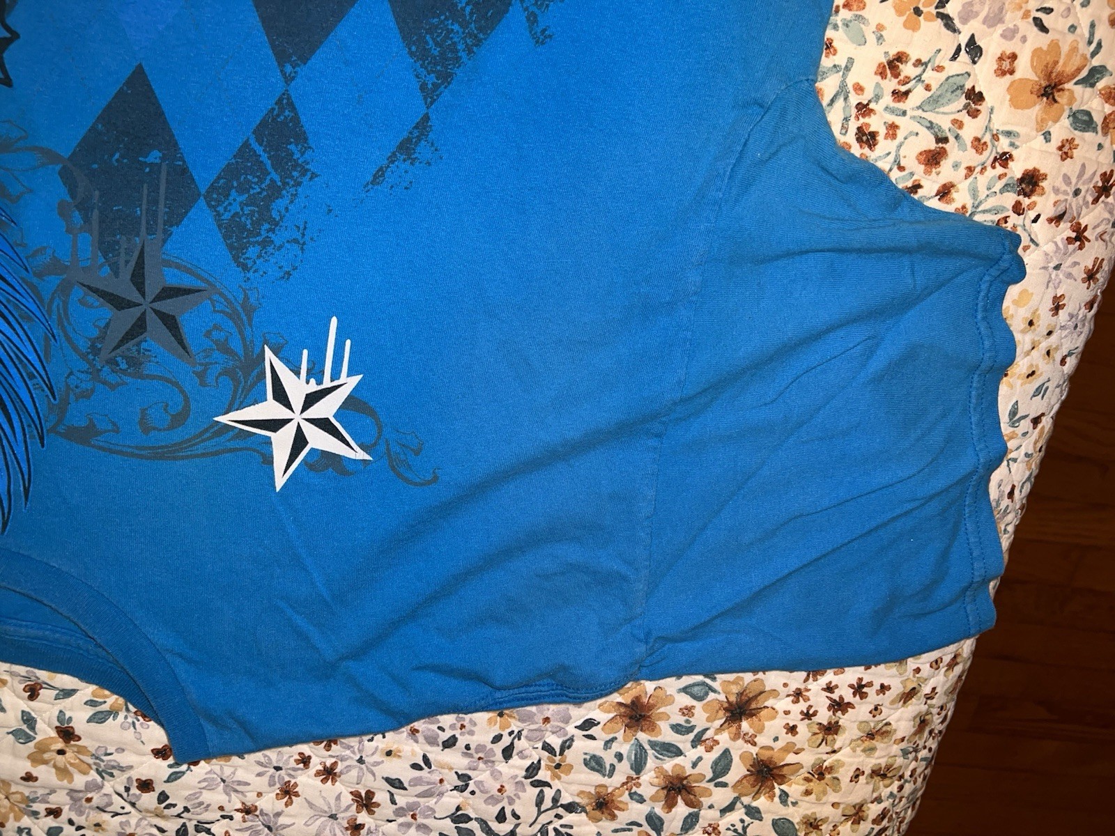 Y2K Big Skulls T-Shirt Size 2XL ?? Blue Argyle Stars See Pics No Tag gallery