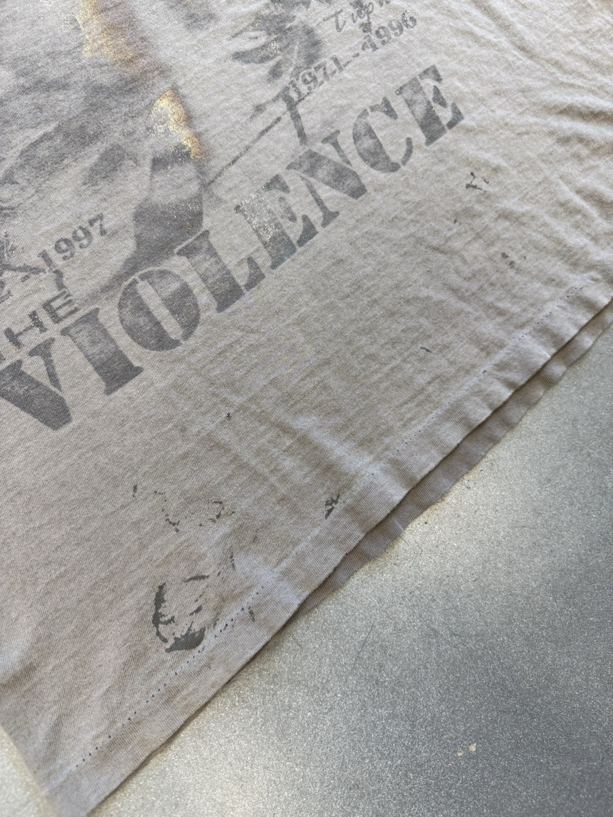 ‘90s Vintage 2Pac & Biggie In Memory Of Stop The Violence Faded Rap Tee gallery
