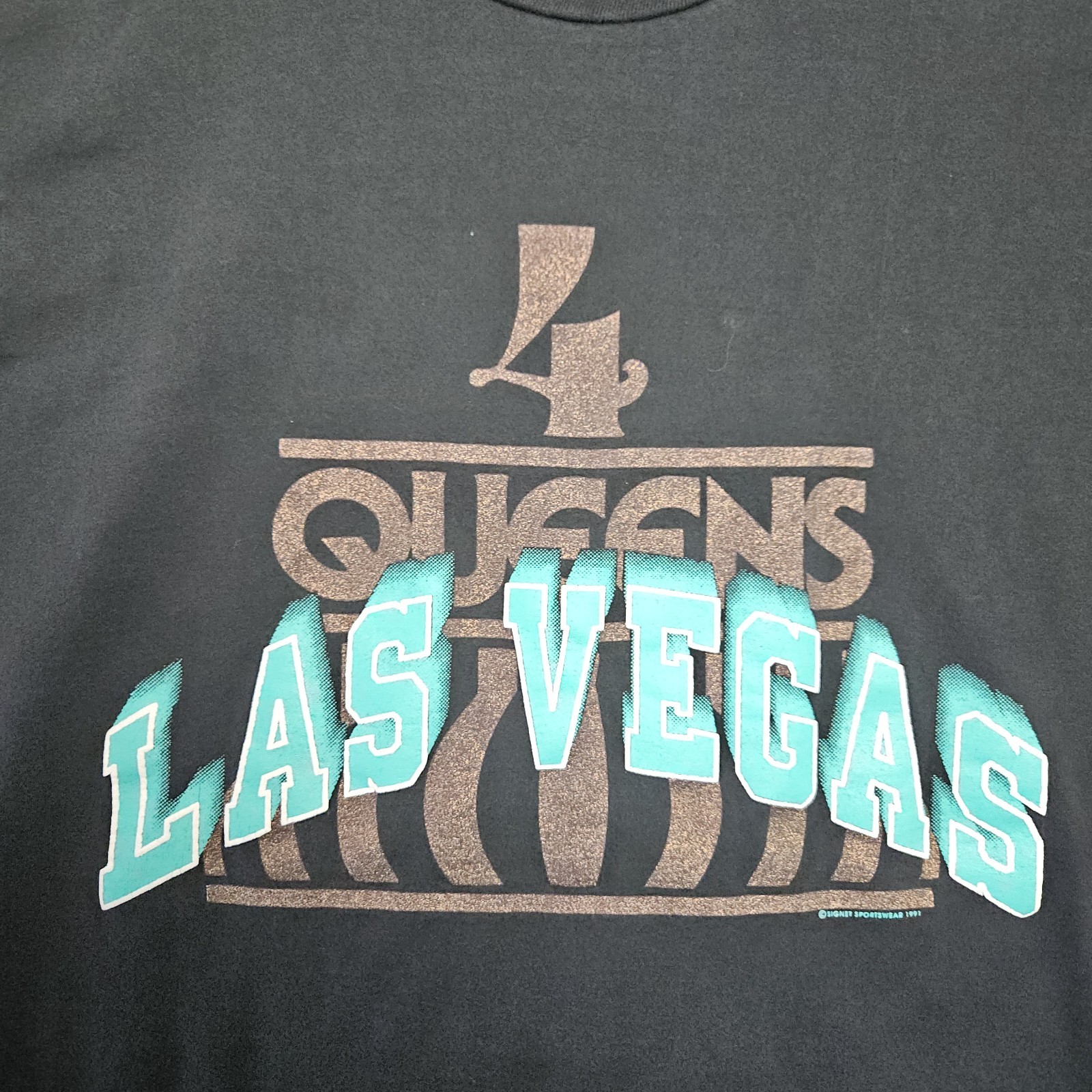 Vintage Las Vegas T Shirt Four Queens Hotel Casino 1990s Shiny Ink Large *Fits M gallery