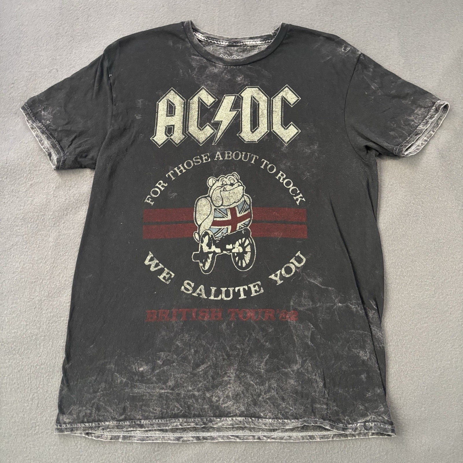 AC/DC Shirt British Tour ’82 Black Distressed Medium 2017 Reprint