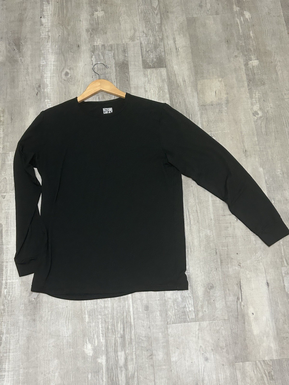 Women’s 32 Degree Heat Black Long Sleeve Stretch Tee L Crew neck Poly blend