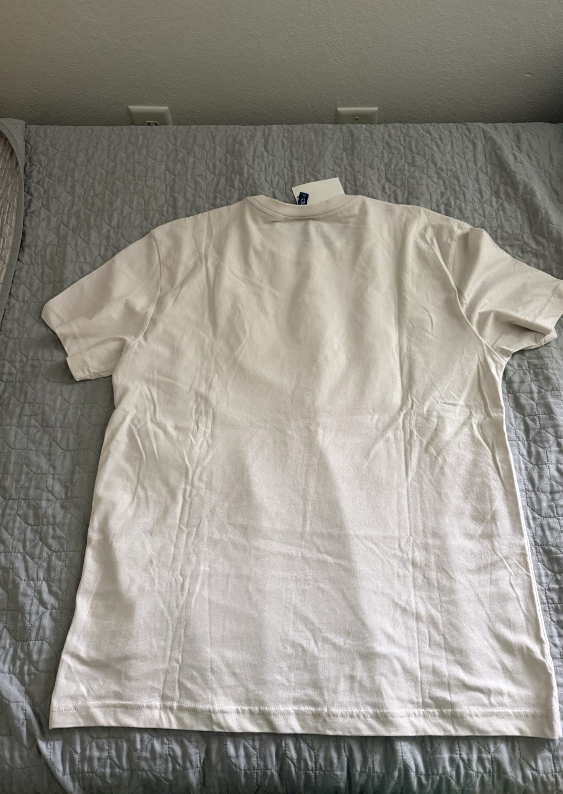 H&M Star Wars Baby Yoda T-Shirt- BNWT- Size Medium gallery