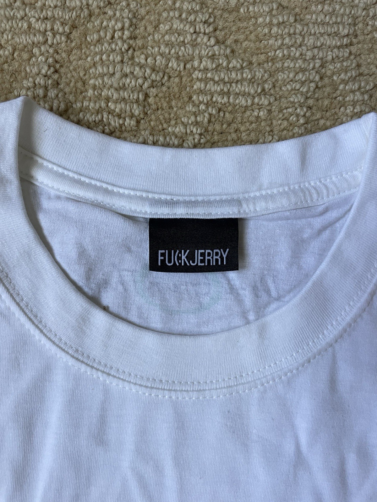 Fuckjerry ‘Windows Tee’ (All These Open Windows But No Fresh Air) T-Shirt Large gallery