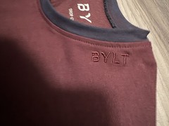 BYLT Drop Cut Ringer Lux Tee Men’s M Burgundy/Black Athletic Fit Crew