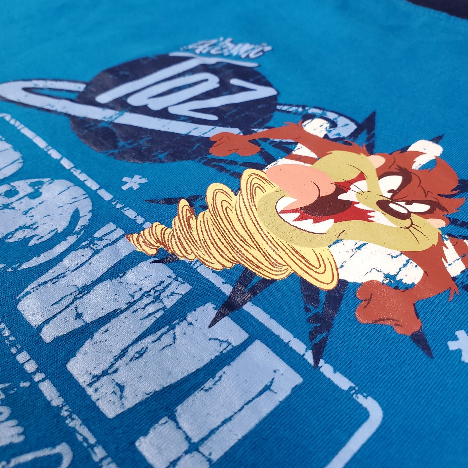 Looney Tunes Atomic Taz Bowl T-Shirt Large Blue Short Sleeve Cartoon Vtg Y2K gallery