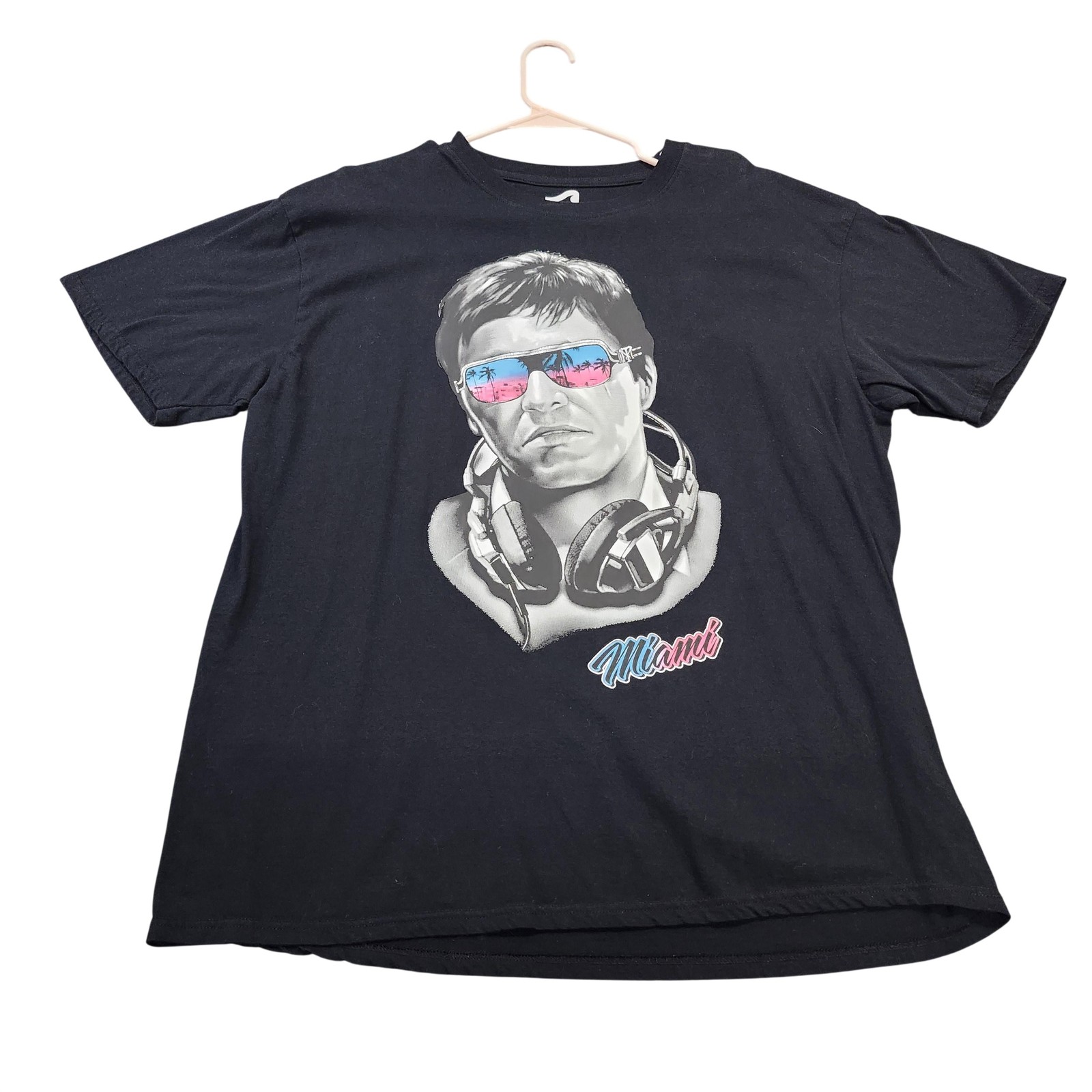 Surf Style Shirt Mens XL Black Miami DJ Headphones Retro Graphic Tee Tagless gallery