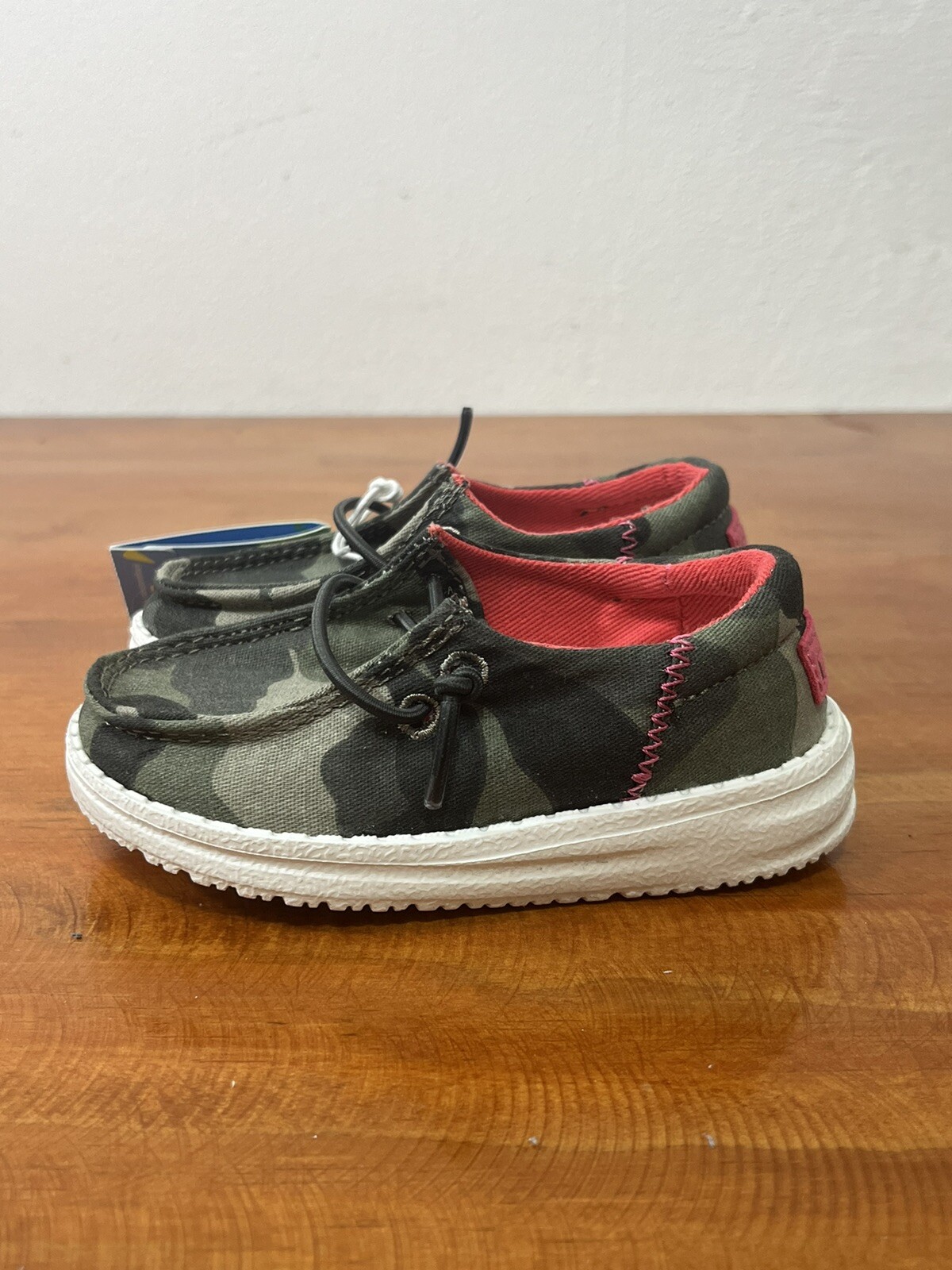 Hey Dude Wendy Toddler Size K6 Funk Camo Pink Slip On Comfort Shoes