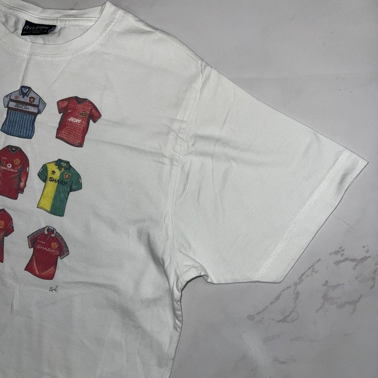 Vintage T-shirt Art Of Football Manchester rare Tee 90's gallery