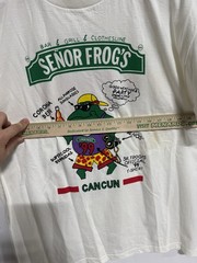 Senor Frogs Cancun TShirt Crewneck White Cotton L Short Sleeve Vintage 1999