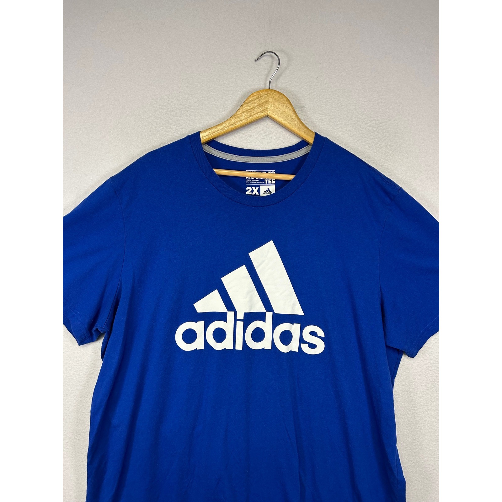 Athletic Sportswear Adidas Mens 2X Blue Go-To Performance Graphic Logo T-Shirt gallery