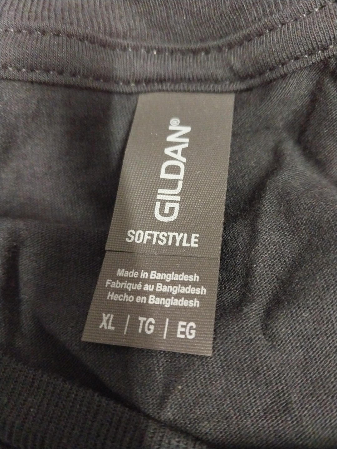Gildan Mens Black Layflat Collar Crew T-shirts 6 Pack Size XL gallery