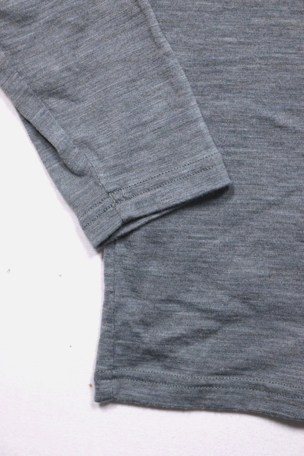 Merino Protect Long Sleeve Tee Mens M Gray Green Base Layer Crew Neck 100% Wool gallery
