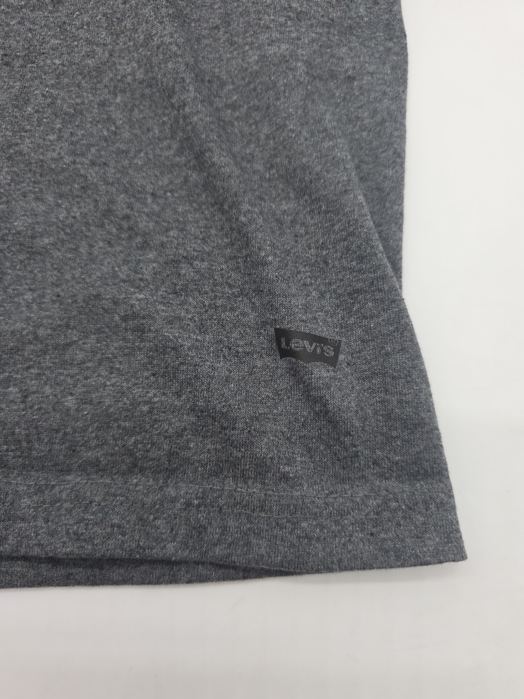 Levis T-Shirt Mens Large Gray Solid Cotton Blend Tee.#45428 gallery