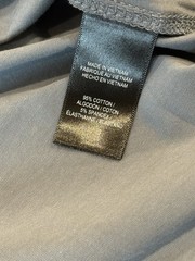 Kenneth Cole Small Core Relaxed T-Shirt Gray Crewneck Stretch UPF 50+ $49