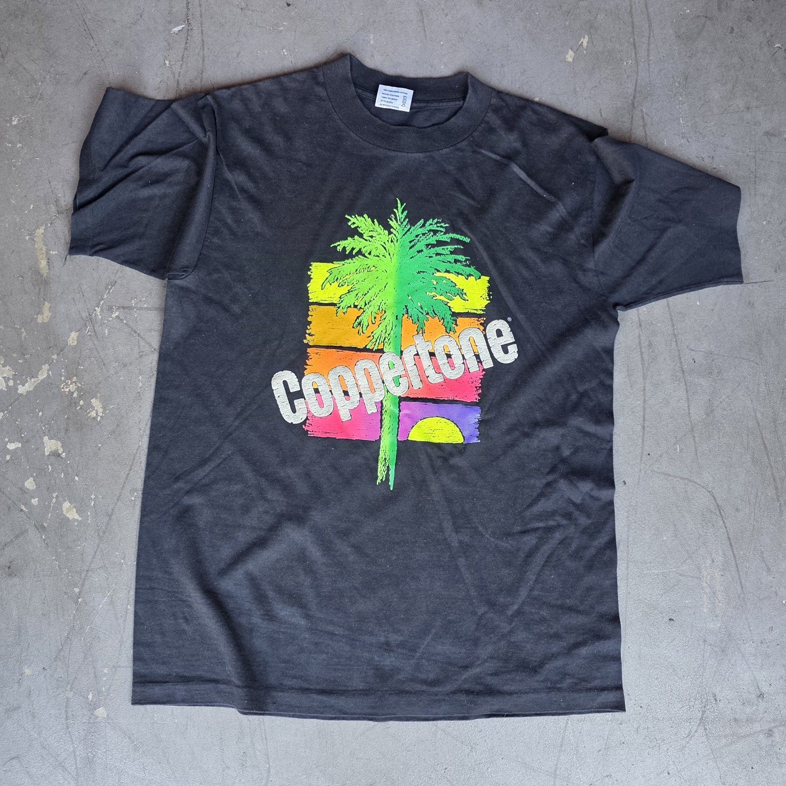 Coppertone Vintage single stitch Surf Aesthetic Tee Shirt sz L gallery