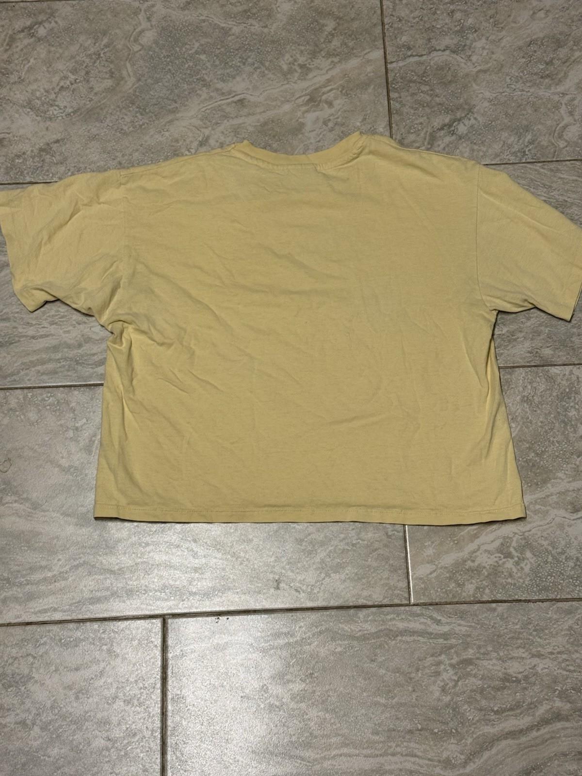 Vintage Y2K Leavenworth, WA Flowers Yellow Tshirt Sz Adult Large Anvil Red Boxy gallery