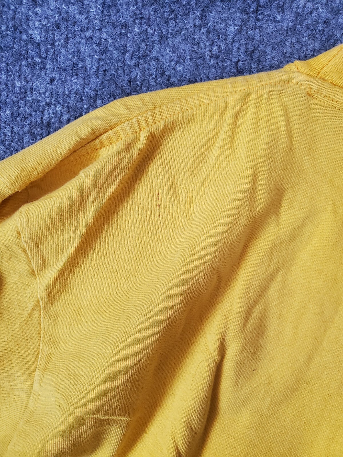 Daffy Duck Iceberg History T Shirt Long Sleeve Yellow XL Sleeve Spell Out gallery