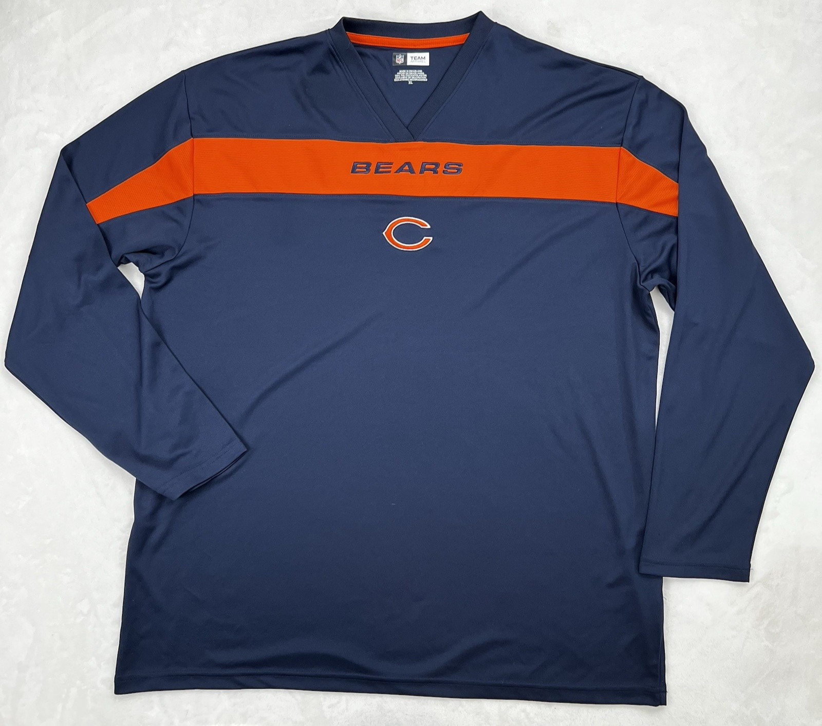 CHICAGO BEARS Long Sleeve Shirt Mens XL NFL Team Performance Navy V-Neck Logo gallery