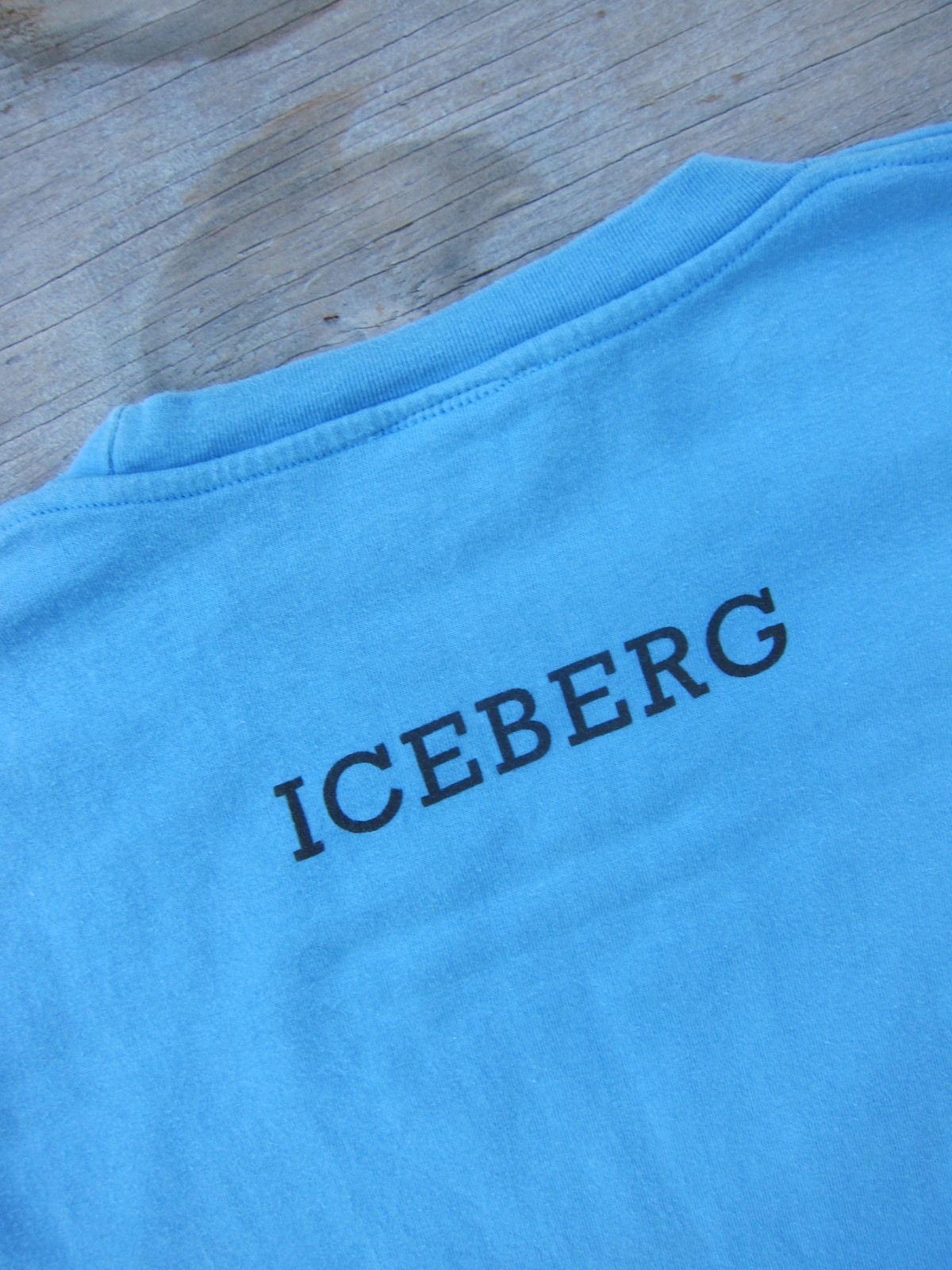 Iceberg Bugs Bunny Graphic T-Shirt XL Blue Vintage Cartoon Tee Italy History gallery