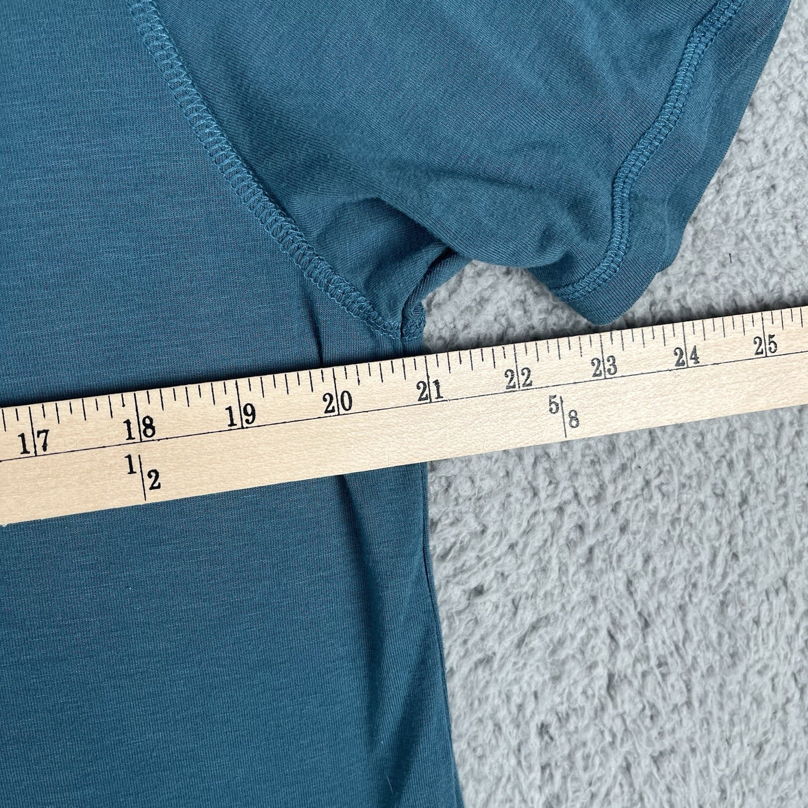 Free Fly Shirt Men Medium Green Bamboo Performance Pocket Crew Neck Short Sleeve gallery